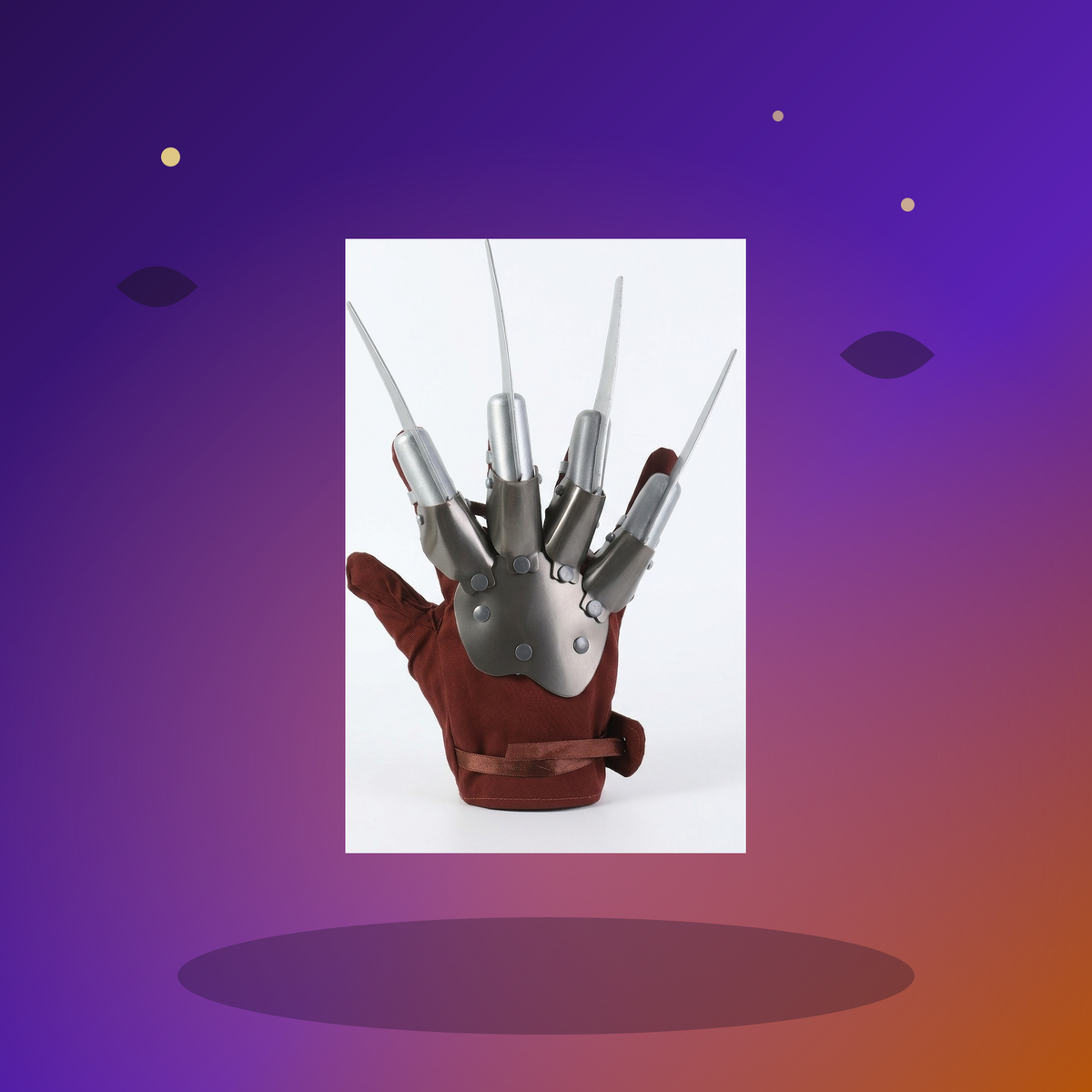 Halloween Metallic Slashing Claw Costume Gloves for Masquerade Parties and Cosplay Performances - Halloween scene