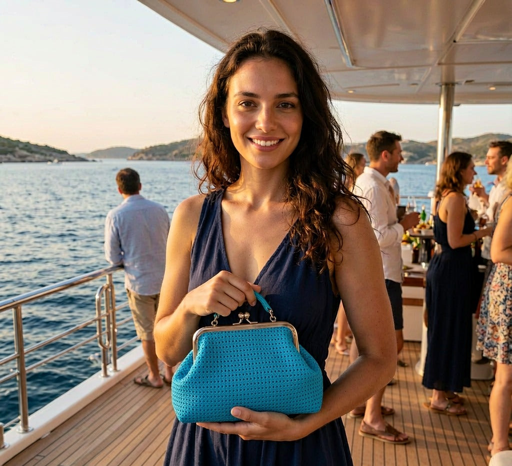 LOEL Knitted Clip-Frame Clutch Bag for Women - Lightweight Polyester Cloud Pouch, Evening & Daily Purse