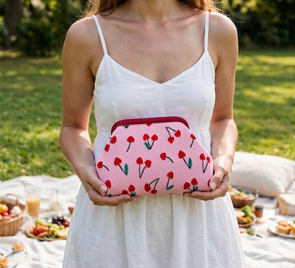 LOEL Knitted Clip-Frame Clutch Bag for Women - Lightweight Polyester Cloud Pouch, Evening & Daily Purse