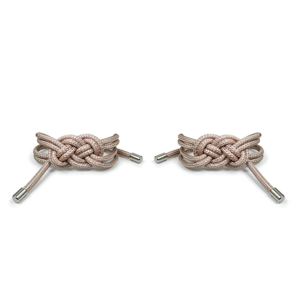 2-pack flat lay with magnetic ends