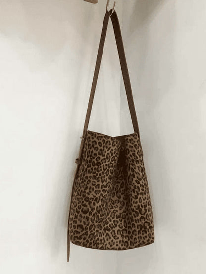 URSOFINE Women’s Trendy Suede Tote Bag Slouchy Shoulder Bags For Women Fall Bucket Underarm Bag Winter Hobo Bag Work Purses Suede Travel Handbag with Adjustable Top Handle 2pcs