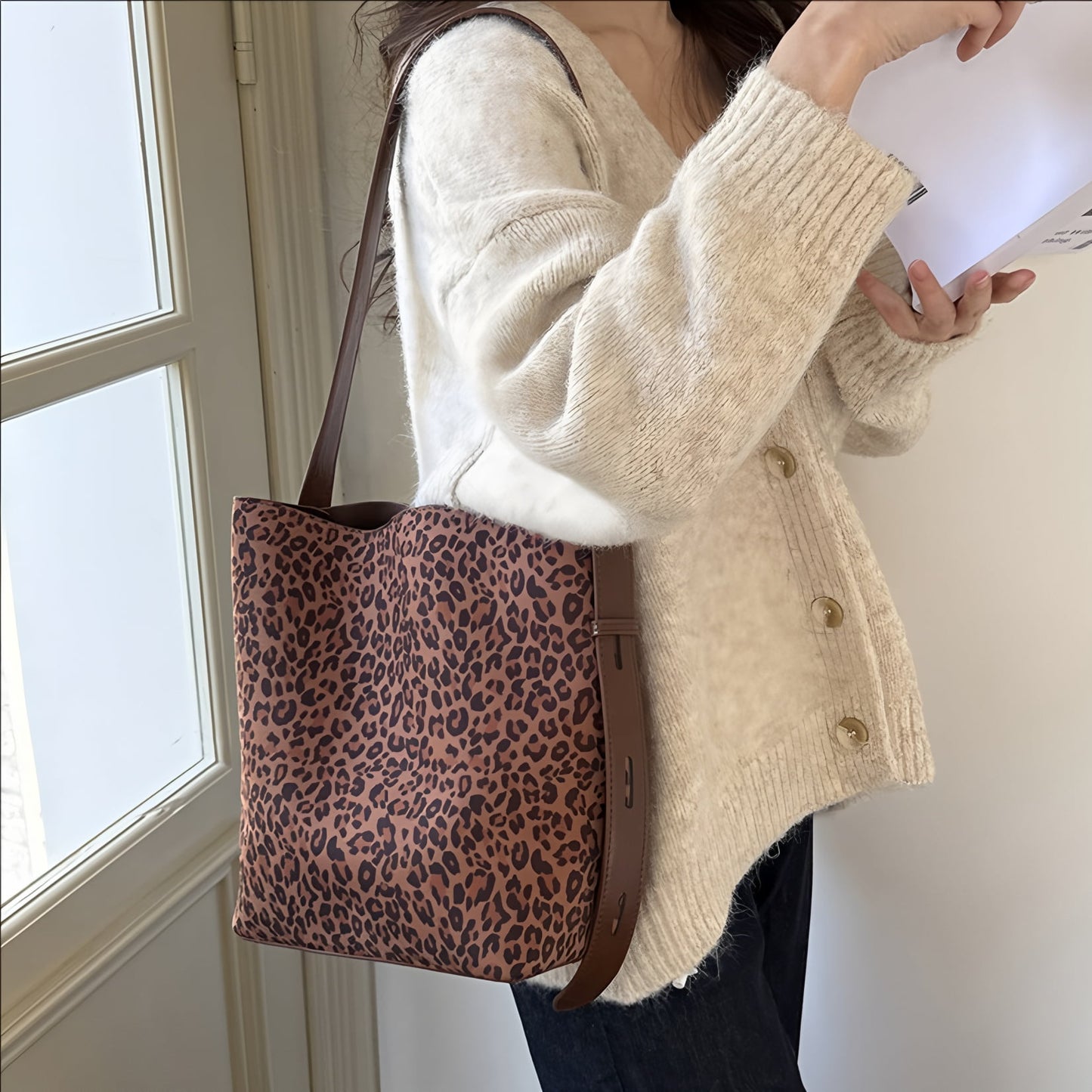 URSOFINE Women’s Trendy Suede Tote Bag Slouchy Shoulder Bags For Women Fall Bucket Underarm Bag Winter Hobo Bag Work Purses Suede Travel Handbag with Adjustable Top Handle 2pcs